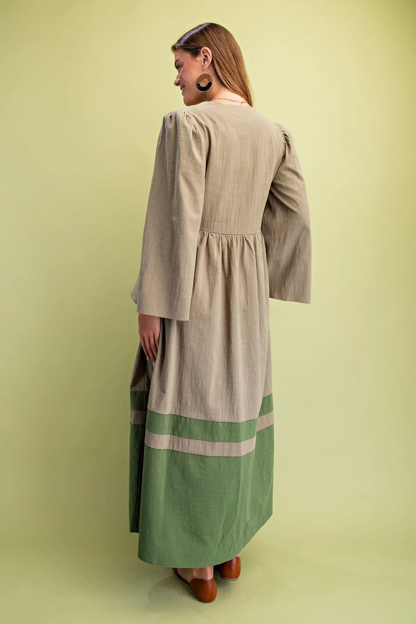 Color blocked green midi dress