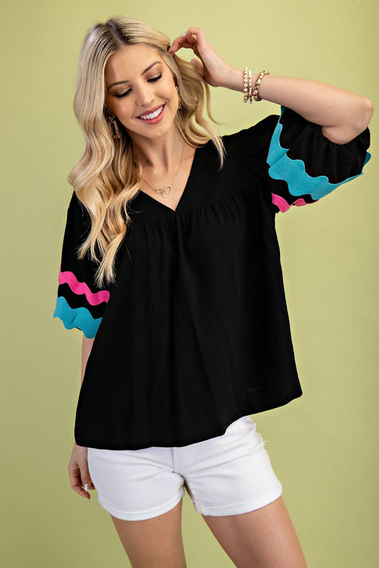 Bold ric rac black top