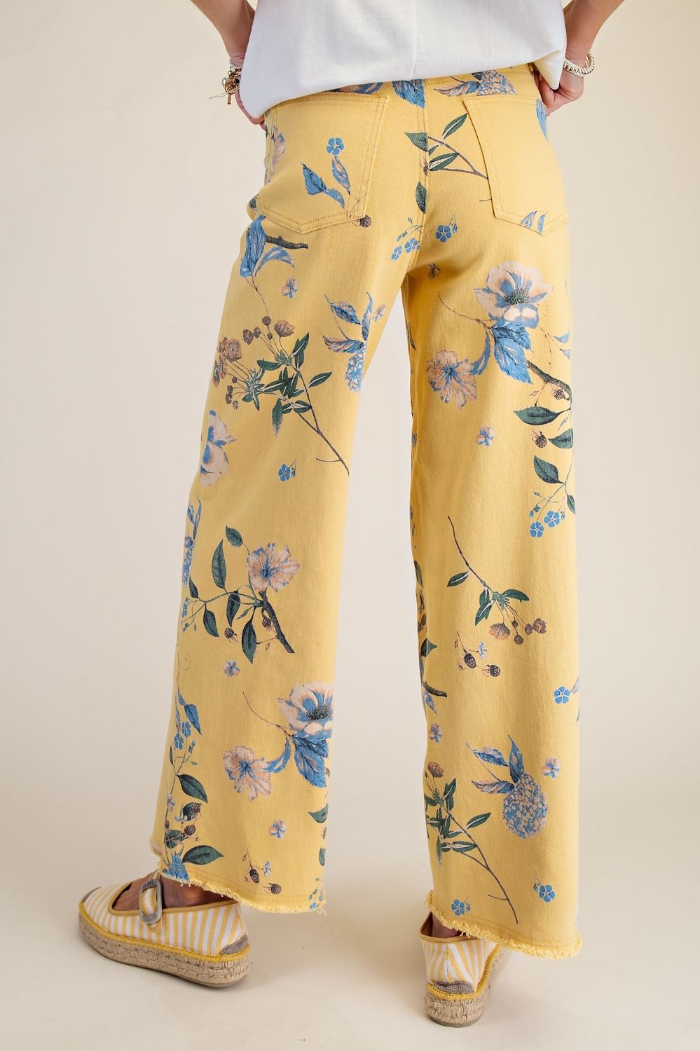 Easel Yellow Flower Power Pants