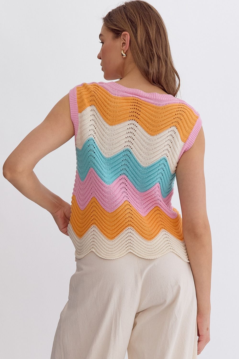 Color block scalloped hem vest