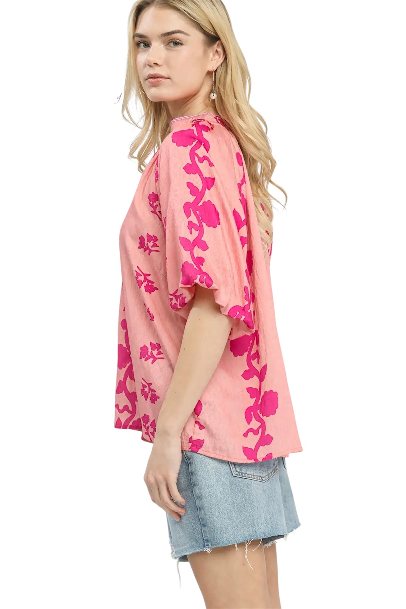 Umgee light pink floral top